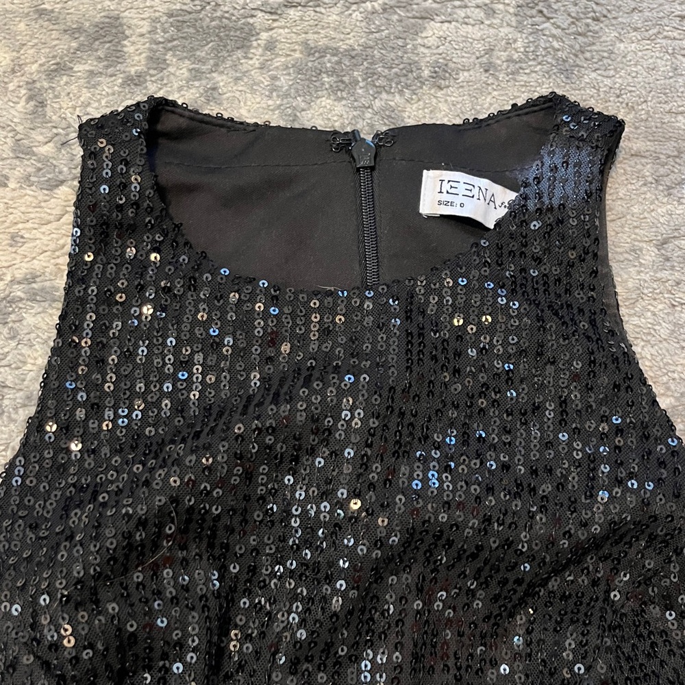 Mac Duggal SEQUINED HIGH NECK SIDE KNOT GOWN - Picture 7 of 10